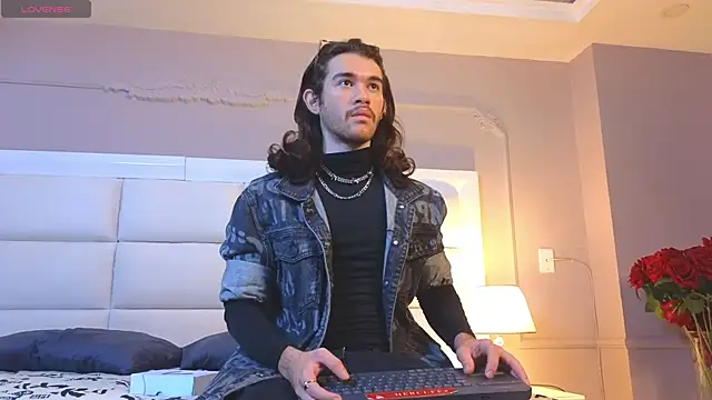 FreyrVik online show from October 2, 2025, 4:25 pm