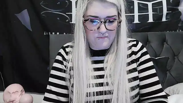 Sizzling Indie36 online show from November 6, 2025, 4:08 pm