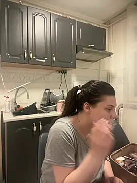 Natasha Cameron22 online show from June 8, 2026, 7:58 pm