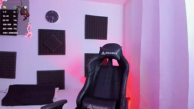 hannarusso online show from October 21, 2025, 9:26 pm