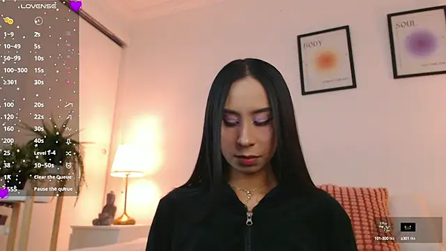 Valen ross  online show from September 10, 2025, 10:54 pm