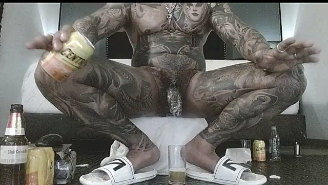 danilog515 online show from October 16, 2025, 2:34 am