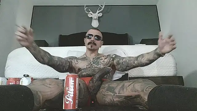 danilog515 online show from April 5, 2026, 3:26 am