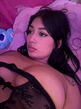 KatianPierce online show from May 16, 2026, 1:13 am