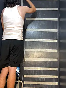 bwcizThrobbing online show from December 22, 2025, 6:27 pm