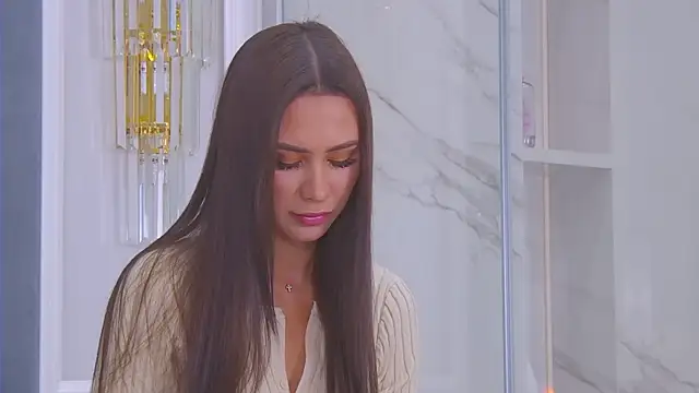 Snapshot of YourCass chatting on November 15, 2025, 4:43 am YourCass online show from November 15, 2025, 4:43 am