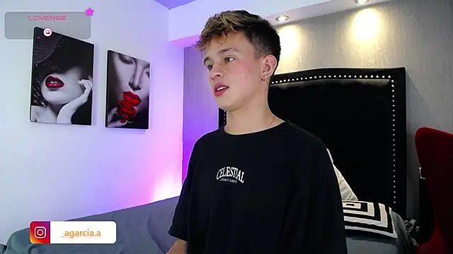 Snapshot of LiamWildx20 chatting on February 13, 2026, 4:41 am LiamWildx20 online show from February 13, 2026, 4:41 am