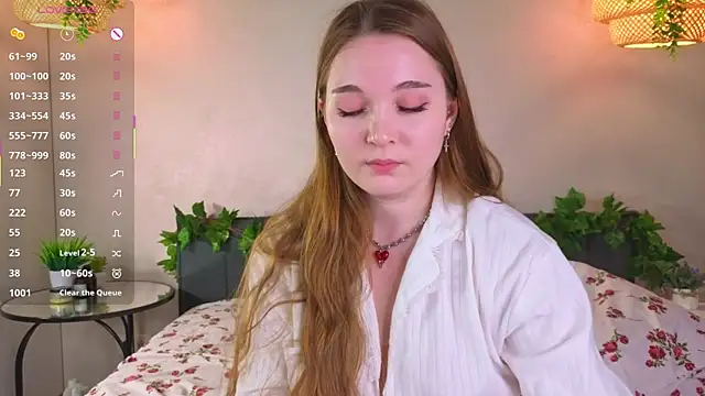 ConstanceHelms online show from December 19, 2025, 5:03 am