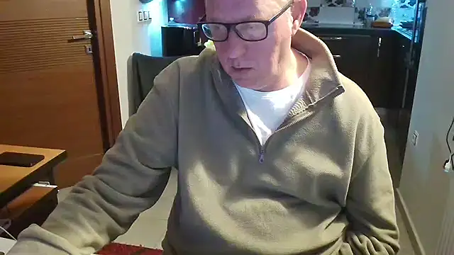 JamesBauer online show from February 4, 2026, 4:29 am