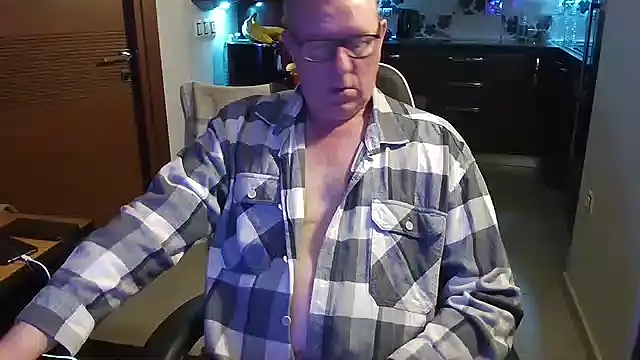 JamesBauer online show from February 17, 2026, 4:31 am