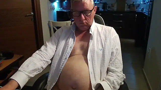 JamesBauer online show from March 3, 2026, 4:51 am