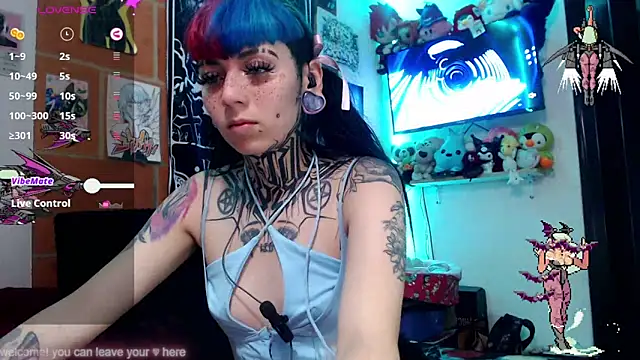 d3m0ny0 0 online show from September 29, 2025, 1:33 am