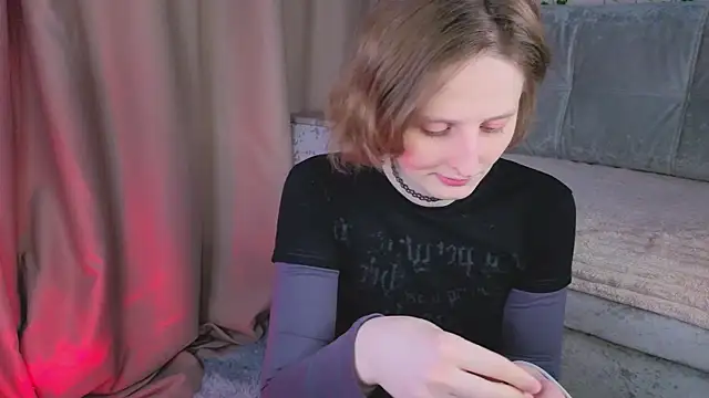 c0ralynx online show from April 21, 2026, 4:45 pm