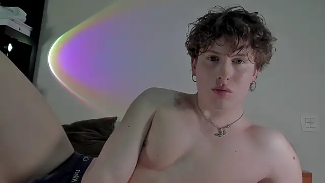 RobFavorite1 online show from March 15, 2025, 10:44 pm