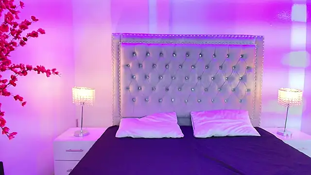 Lia adamsss online show from November 12, 2025, 3:51 am