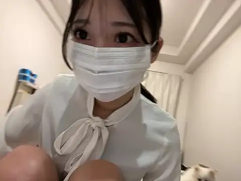Snapshot of yunayuna_1231 chatting on August 1, 2026, 10:14 am yunayuna 1231 online show from August 1, 2026, 10:14 am
