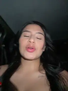 andrea gomes  online show from February 13, 2026, 6:09 am