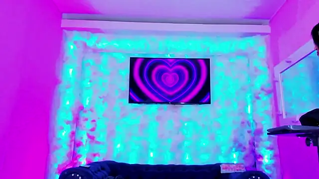 The Hot Ts Dolls online show from February 3, 2026, 2:53 am