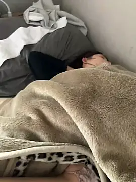 flower chan online show from March 27, 2026, 9:58 pm