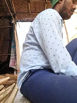 hot integer online show from November 28, 2025, 3:31 am