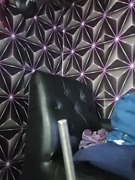 Megann 9 online show from April 22, 2026, 11:01 am