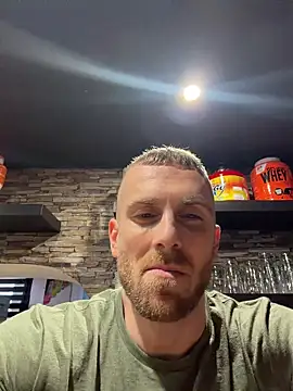 trainwithme online show from December 22, 2025, 12:02 pm