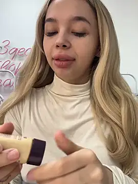 Snapshot of katyevance chatting on February 10, 2026, 7:56 am katyevance online show from February 10, 2026, 7:56 am