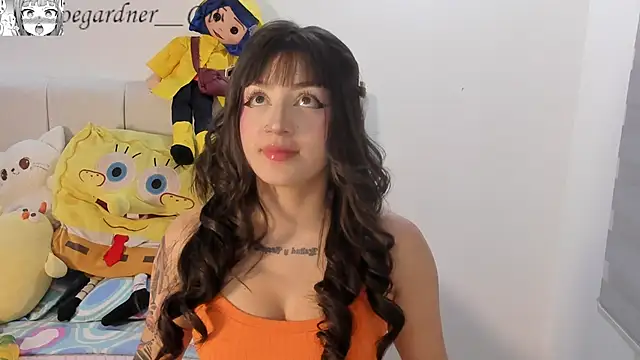 chloee gardner online show from September 23, 2025, 10:35 pm