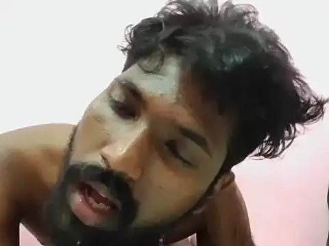 dusky-body online show from March 21, 2025, 8:50 pm