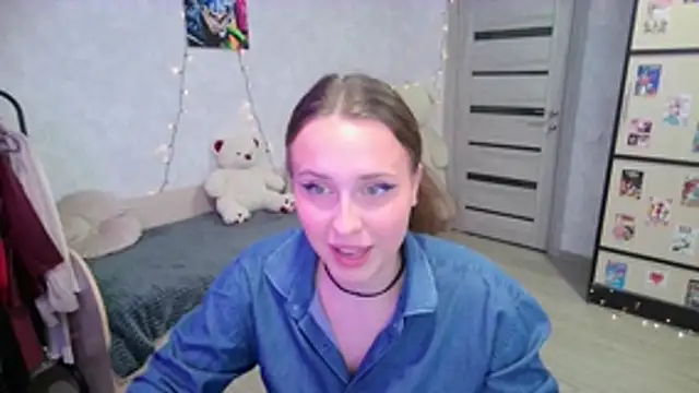 Snapshot of BarbiePieer chatting on November 19, 2025, 6:13 am BarbiePieer online show from November 19, 2025, 6:13 am