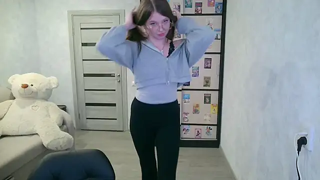 GinnyBlacky online show from July 1, 2026, 7:02 pm