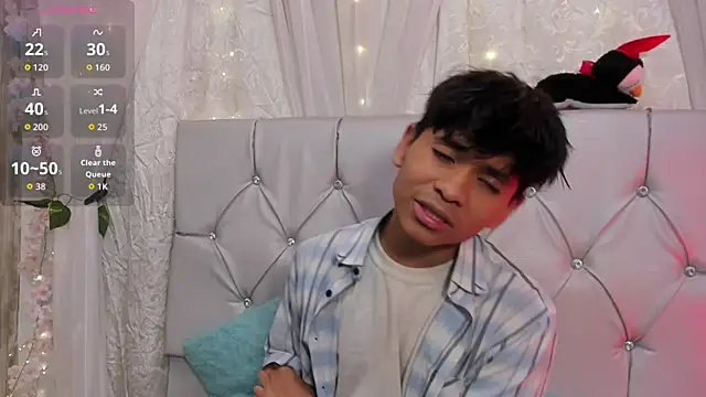 Ethan Westt online show from November 28, 2025, 1:58 pm