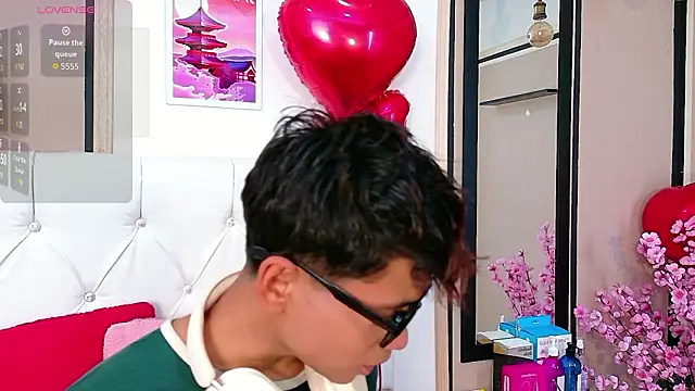 Ethan Westt online show from March 9, 2026, 8:13 pm