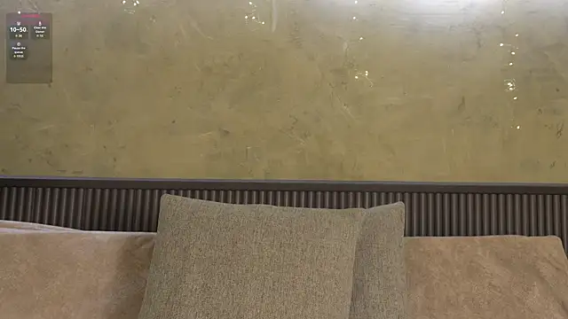 mia lacy  online show from February 27, 2026, 4:23 am