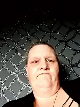 MissQueenBeex online show from March 20, 2026, 11:59 am