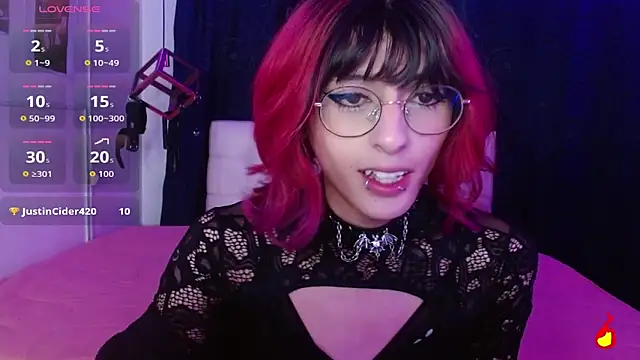 goth minerva online show from October 21, 2025, 1:45 pm