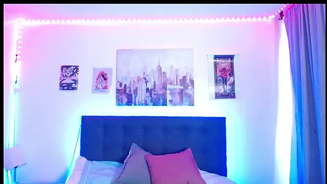 goth minerva online show from November 21, 2025, 1:21 pm