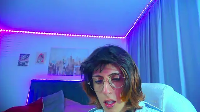 Snapshot of goth_minerva chatting on May 26, 2026, 1:29 pm goth minerva online show from May 26, 2026, 1:29 pm
