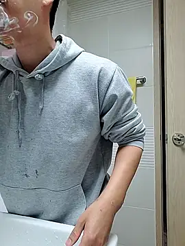 woonee827372 online show from November 26, 2025, 8:59 am