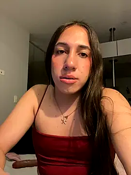 Tiana Paez1 online show from December 2, 2025, 1:11 am