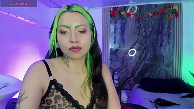 midory  online show from October 12, 2025, 12:42 am