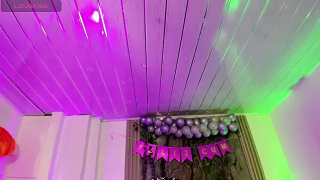 midory  online show from November 30, 2025, 3:32 am