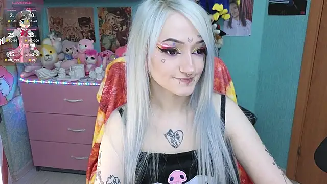 Manuela unicorn online show from April 10, 2026, 8:35 pm