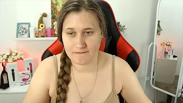 Snapshot of Lucky_Lana chatting on September 19, 2025, 2:24 am Lucky Lana online show from September 19, 2025, 2:24 am