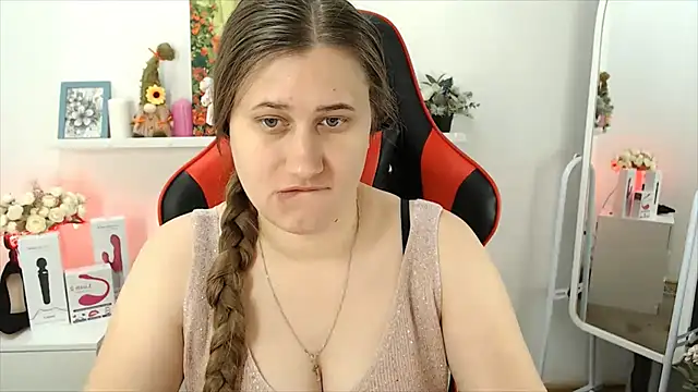 Snapshot of Lucky_Lana chatting on September 21, 2025, 2:35 am Lucky Lana online show from September 21, 2025, 2:35 am