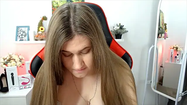 Snapshot of Lucky_Lana chatting on October 13, 2025, 2:33 am Lucky Lana online show from October 13, 2025, 2:33 am