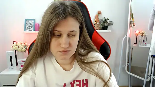 Lucky Lana online show from April 20, 2026, 2:36 am