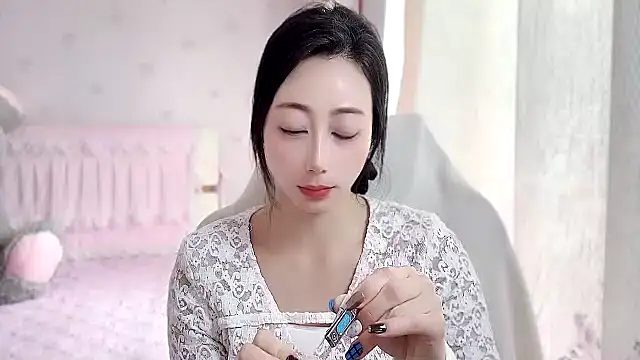 anjila888 online show from November 16, 2025, 3:56 am