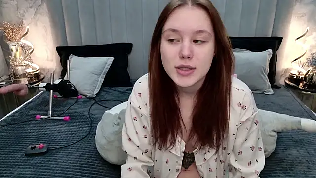 CarolineTenders online show from February 16, 2026, 1:35 am