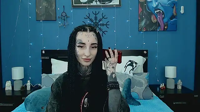 Velvetbat online show from April 22, 2026, 7:11 am